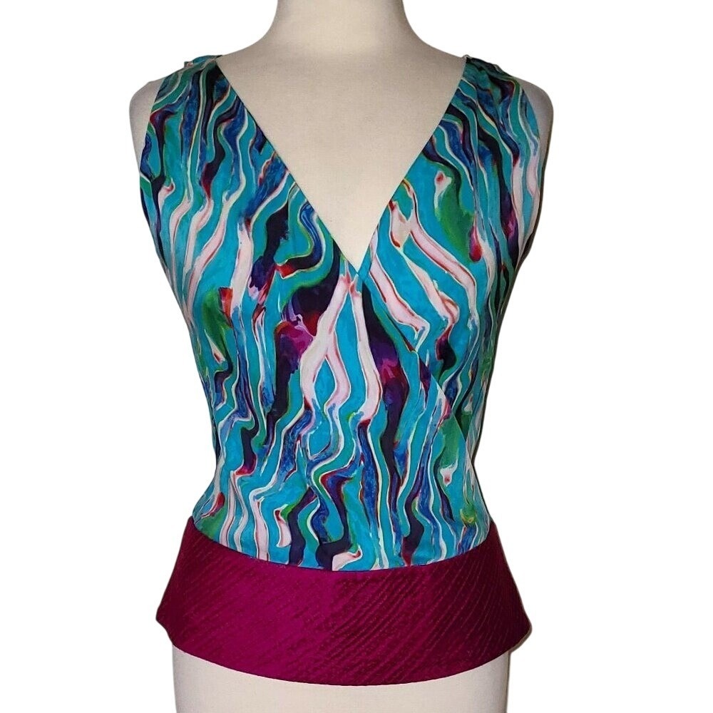 Diane Von Furstenberg Dvf Sleeveless Aqua Blue Pattern Silk Deep V-Neck Top - 10